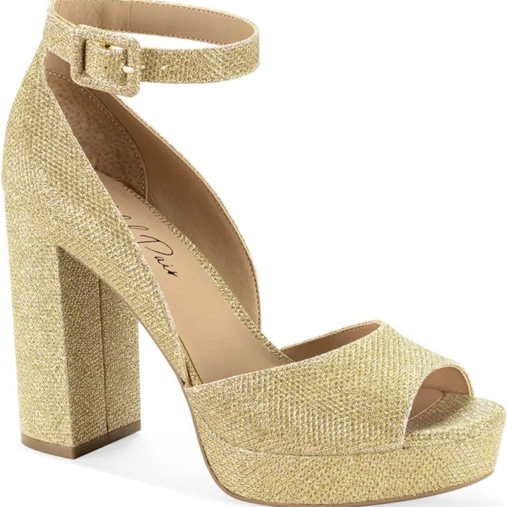 Wild Pair Gold Platform Heel Sandals